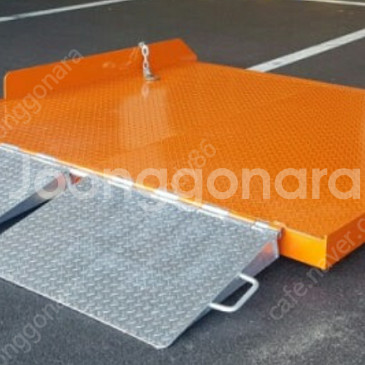 냉동 컨테이너 도크보드 삽니다.--0